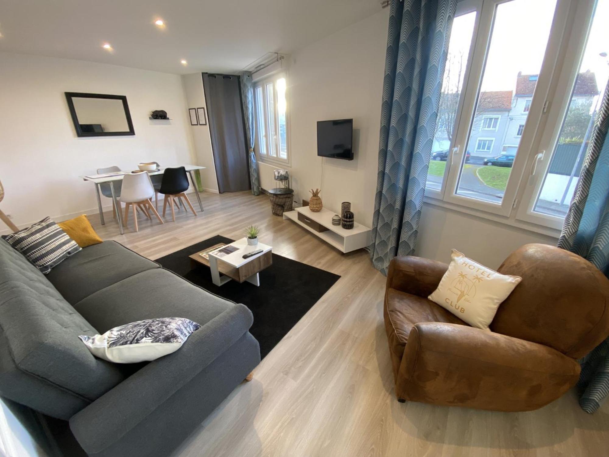 Appartement Cholet Les Halles Cote Jardin מראה חיצוני תמונה